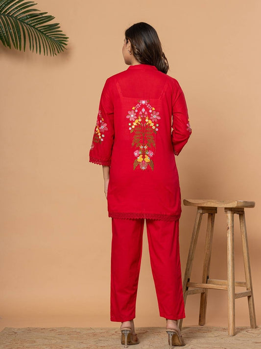 Rani Pink Pure Cotton Kurta Pant Set with Floral Embroidery